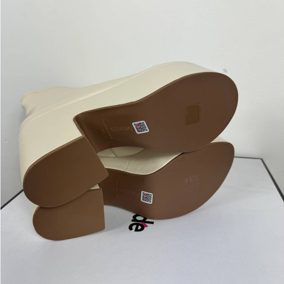 Larroude Women's Miso Platform Boots in Ivory Size 8.5 - Picture 8 of 10